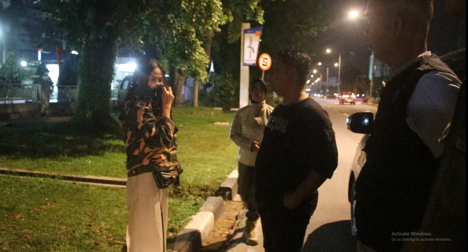 Seorang perempuan diamankan Satpol PP Padang