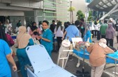 Semen Padang Hospital (SPH) membuka posko layanan informasi di depan Emergency.