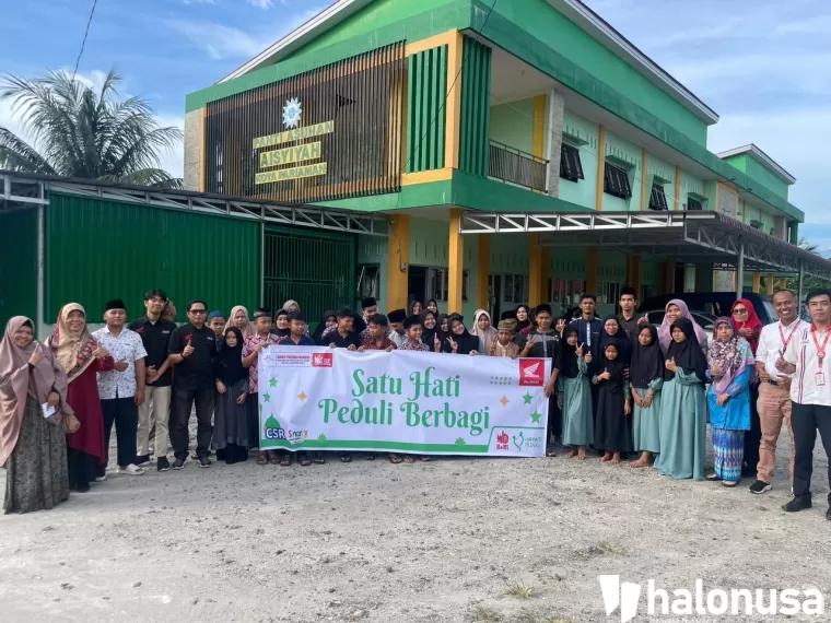 Honda Hayati Pariaman kunjungi Panti Asuhan Aisyiyah. (Foto: Istimewa)