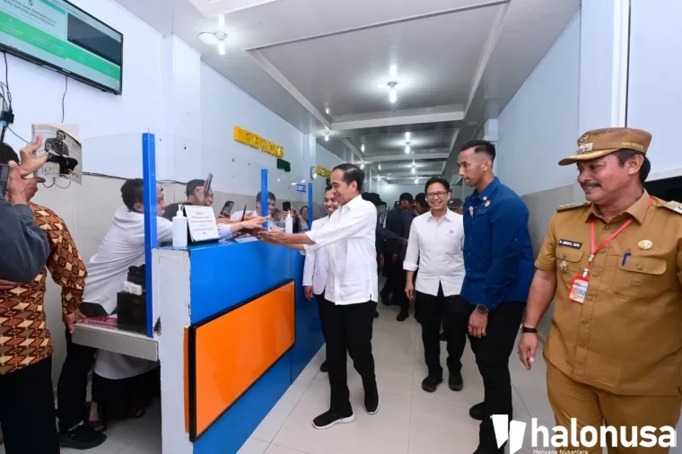 Presiden Jokowi Tinjau Fasilitas dan Layanan Kesahatan di RSUD Mokopido Tolitoli