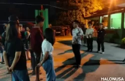 Sebelas remaja yang diamankan Satpol PP Kota Padang tengah diberi arahan di Mako.