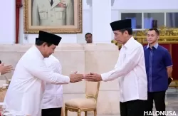 Menhan Prabowo dan Presiden Jokowi Buka Bersama