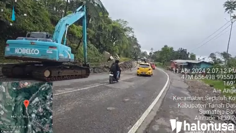 Jalan di dekat aliran sungai Lubuk Hantu Nagari Aia Angek, Kecamatan X Koto, Kabupaten Tanah Datar sudah bisa dilalui. (Foto: Istimewa)