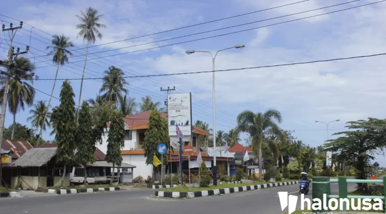 Jalan disekitar Lubuk Basung, Kabupatem Agam. (Foto: Istimewa)