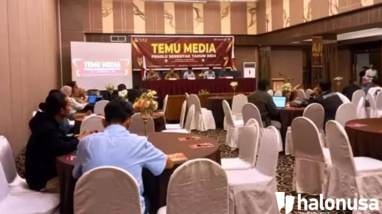 KPU Sumbar gelar sesi pertemuan dengan wartawan di Padang pada Kamis 4 April 2024. (Foto: Istimewa)