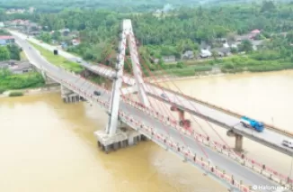 Jembatan Batang Hari Sungai Dareh, Dharmasraya. (Foto: Istimewa)
