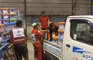 PMI Sumatera Barat, PMI Sumatera Utara dan PMI Pusat kirimkan bantuan banjir bandang di Sumbar. (Foto: Istimewa)