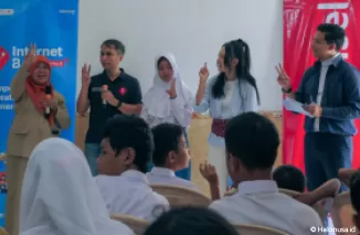 Telkomsel telah menggelar roadshow literasi digital yang telah menjangkau lebih dari 1.000 peserta termasuk para guru, dan orang tua. (Foto: Telkomsel)