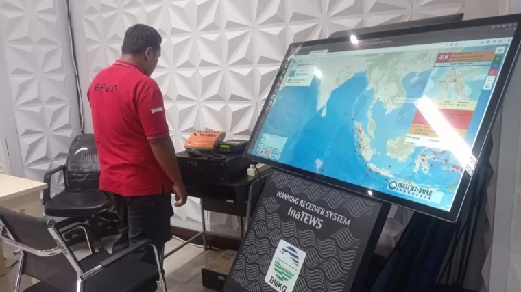 BPBD Padang Aktifkan 18 Sirene Peringatan Dini Tsunami