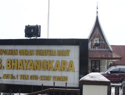Foto Di RS Bhayangkara, IK Dijaga Petugas Bersenjata