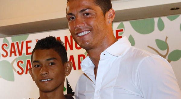 Foto Anak Angkat Ronaldo Asal Aceh Resmi Gabung Sporting Lisbon