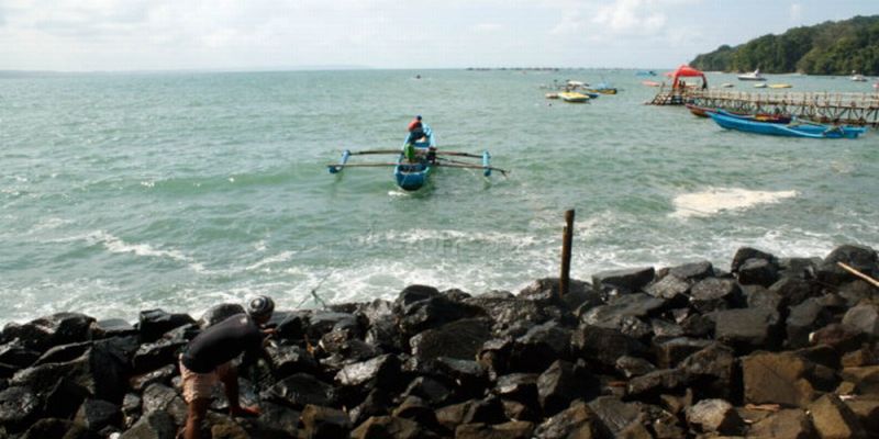Foto Sempat Dilaporkan Hilang, 2 Nelayan Tiku Ditemukan di Pantai Tiram