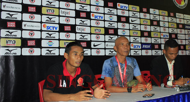 Foto Pelatih PS TNI Suharto AD Akui Pengalaman Semen Padang FC