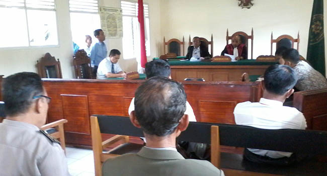 Foto Hakim Tolak Gugatan Praperadilan Tersangka Pencurian di Tanah Datar