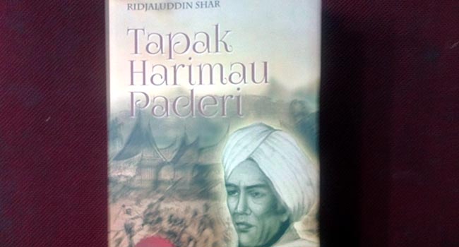 Foto 'Tapak Harimau Paderi', Novel Sejarah yang Jernih