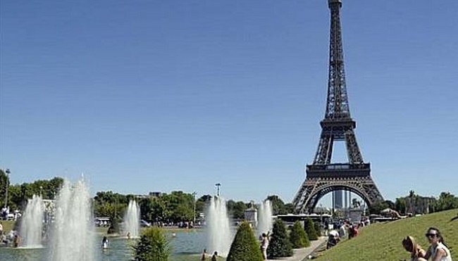 Foto Paris Jadi Kota Terbaik Pelajar Dunia