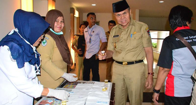 Foto Jelang Pelantikan OPD Baru, Pejabat Pemko Padang Tes Urine