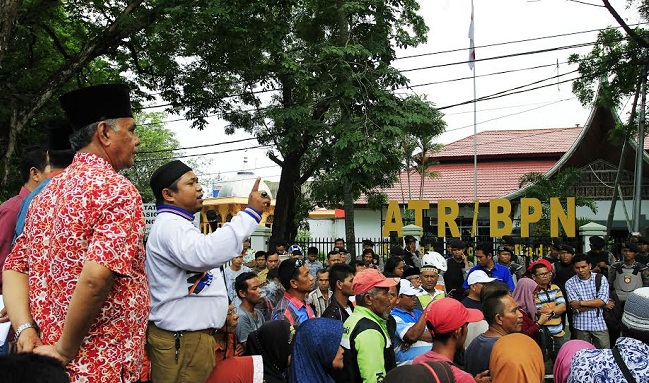 Foto Soal Tanah Kaum Makboet, Tim Gubernur Minta Legal Opinion Kejagung