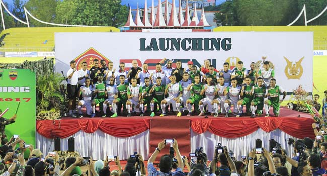 Foto Alasan Skuat PS TNI Di-launching di Padang