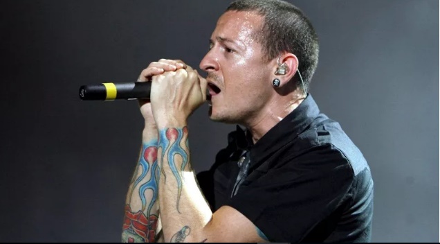 Foto Vokalis Linkin Park Chester Bennington Meninggal Gantung Diri