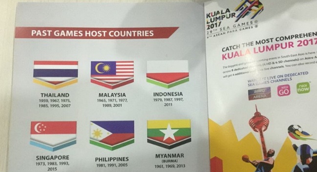 Foto Buku Panduan SEA Games Memuat Bendera Indonesia Terbalik