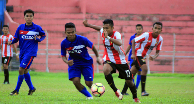 Foto Derby Padang Bakal Tersaji Pada Laga Final Piala Soeratin Regional Sumbar