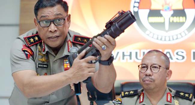 Foto Dankorps Brimob: Senjata yang Dibeli Polri Bukan Anti-TNI