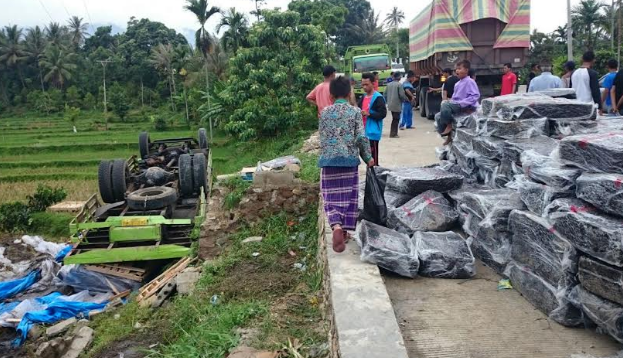 Foto Dalam sehari, Tiga Kecelakaan Terjadi di Jalur Lintas Solok-Padang