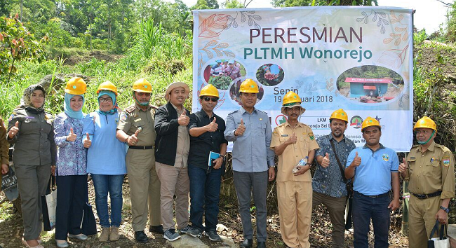 Foto Program Bappenas, Wakil Bupati Resmikan PLTMH Wonorejo