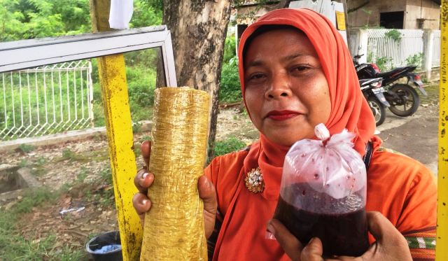 Foto Ramadhan, Berkah bagi Pedagang Lamang Tapai