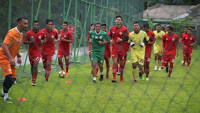 Foto Semen Padang FC Kembali Latihan