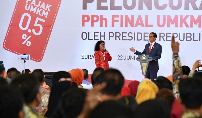 Foto Presiden Resmi Turunkan PPh Final UMKM Jadi 0,5 Persen