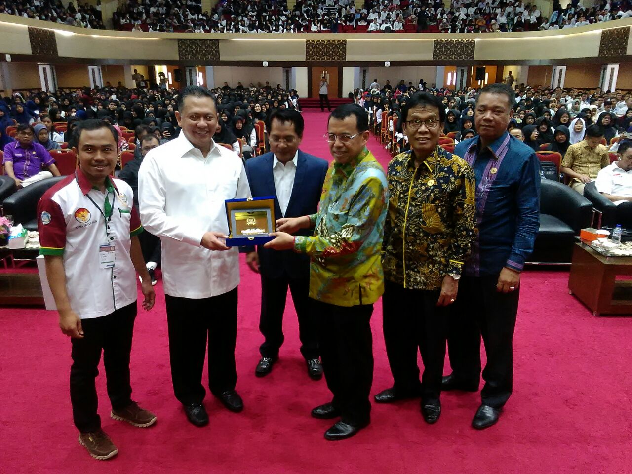 Foto Ketua DPR Sarankan Kubu Prabowo Ganti Tagar