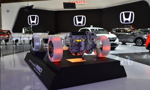 Foto Honda Pamerkan Teknologi Mesin Hybrid I-MMD di GIIAS 2018