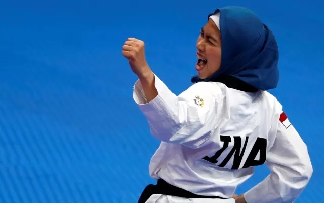 Foto Rosmaniar Defia Raih Emas Pertama untuk Indonesia di Asian Games 2018