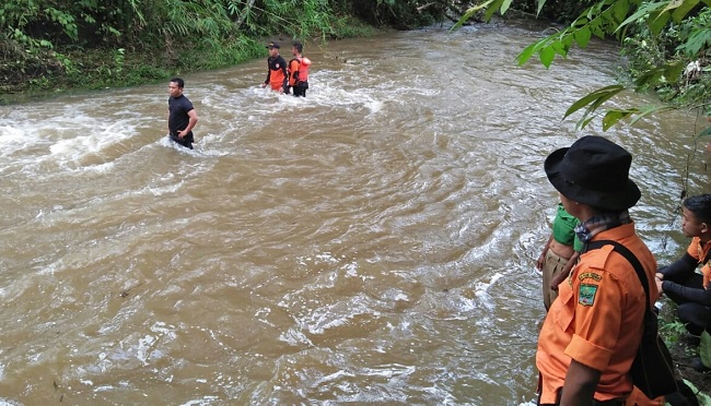 Foto Pergi Memancing Bocah 13 Tahun Tenggelam di Batang Mangoi 