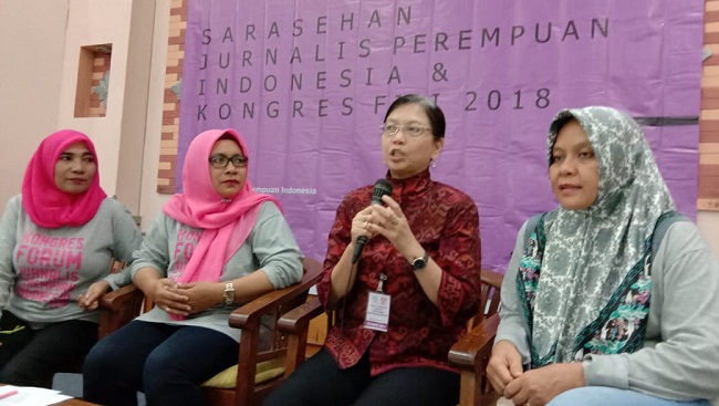 Foto Uni Lubis Terpilih Sebagai Ketum Forum Jurnalis Perempuan Indonesia