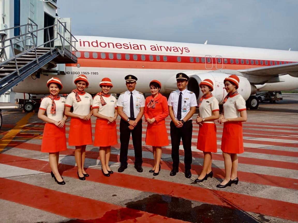 Foto Penumpang Garuda Indonesia Dibawa ke Masa Lalu