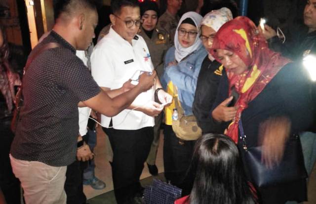 Foto 12 Wanita Diamankan Satpol PP Padang