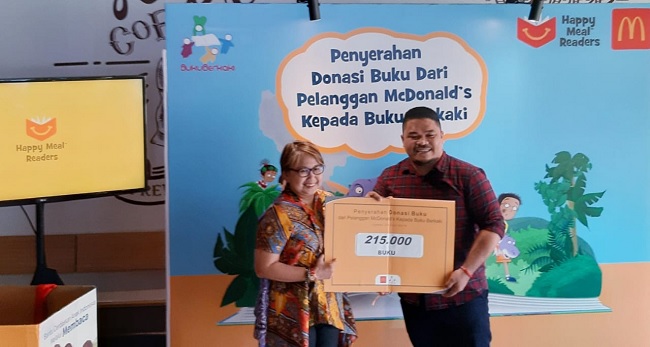 Foto Peduli Pendidikan McDonald's Donasikan 210.000 Buku untuk Anak Indonesia