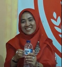 Foto Eka Wahyu, Perempuan Pertama yang Jadi Ketua DPRD Sawahlunto