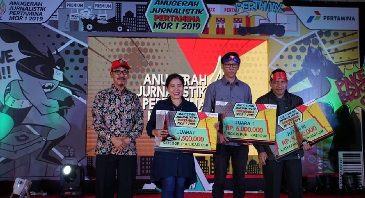 Foto Wartawati Singgalang Juara Menulis Pertamina