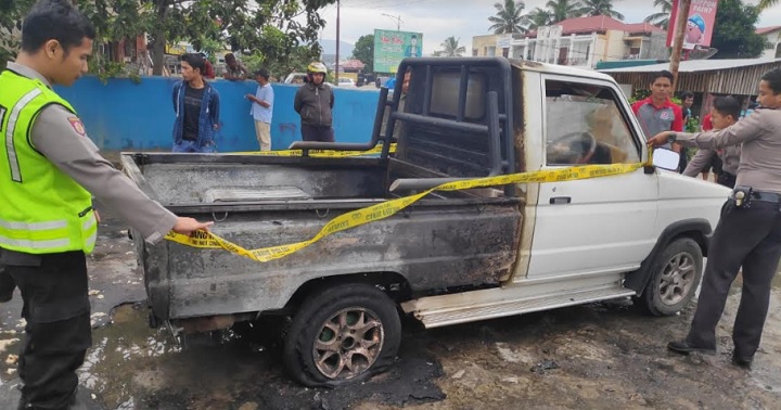 Foto Dua Korban Mobil Terbakar di KTK Dirawat di M Djamil