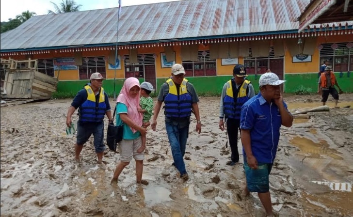 Foto Kerugian Akibat Banjir Solok Selatan Capai Rp16,01 Miliar