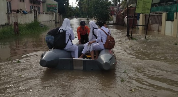 Foto 13 Kelurahan di Kota Solok Kebanjiran