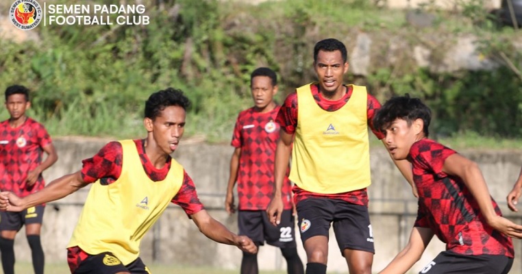 Foto Semen Padang FC Gelar TC di Bogor dan Yogyakarta