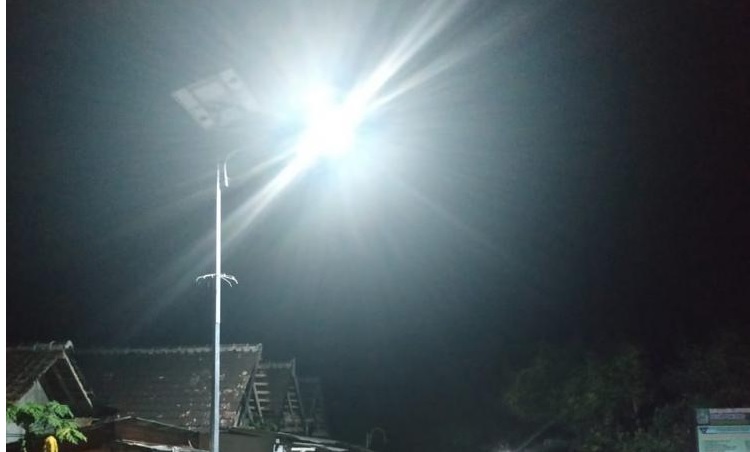Foto Kekurangan 30 Ribu Titik Lampu, Program Padang Terang Masih Jauh dari Harapan