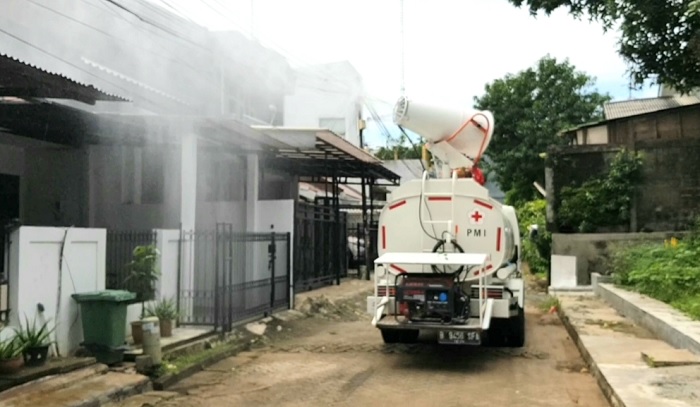 Foto Mulai Besok PMI Akan Semprot Disinfektan Besar-besaran di DKI Jakarta