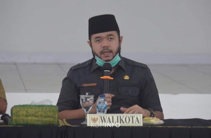 Foto Walikota Padang Panjang Siap Divaksin