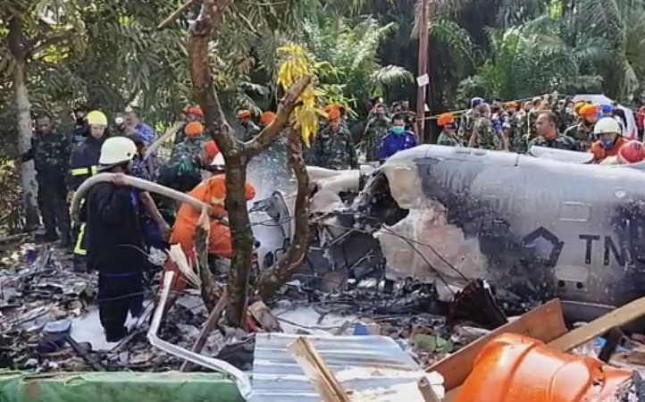 Foto Pesawat Tempur Jatuh, DPR Desak Kemenhan Audit Alutsista TNI